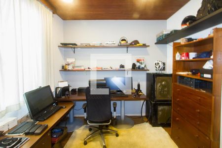 Quarto 1 de casa à venda com 6 quartos, 500m² em Chácara Monte Alegre, São Paulo