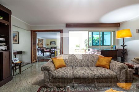 Casa à venda com 4 quartos, 400m² em Brooklin, São Paulo