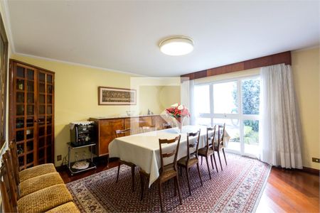 Casa à venda com 4 quartos, 400m² em Brooklin, São Paulo