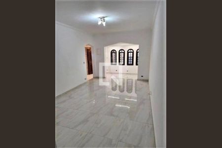 Casa à venda com 3 quartos, 161m² em Vila Campo Grande, São Paulo