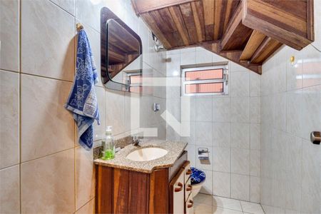 Casa à venda com 3 quartos, 238m² em Santo Amaro, São Paulo