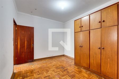 Casa à venda com 3 quartos, 238m² em Santo Amaro, São Paulo