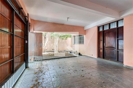 Casa à venda com 3 quartos, 238m² em Santo Amaro, São Paulo