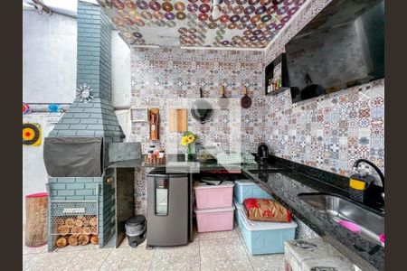 Casa à venda com 2 quartos, 122m² em Parque Edu Chaves, São Paulo