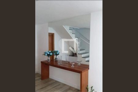 Casa à venda com 2 quartos, 114m² em Santa Teresinha, São Paulo