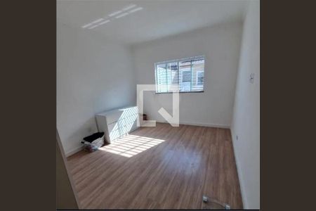 Casa à venda com 2 quartos, 114m² em Santa Teresinha, São Paulo