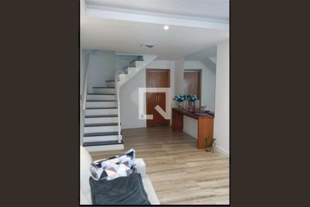 Casa à venda com 2 quartos, 114m² em Santa Teresinha, São Paulo