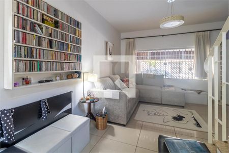 Casa à venda com 3 quartos, 142m² em Vila Madalena, São Paulo