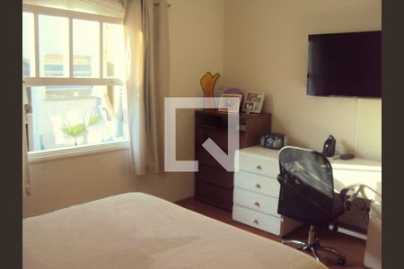 Casa à venda com 3 quartos, 196m² em Chácara Monte Alegre, São Paulo