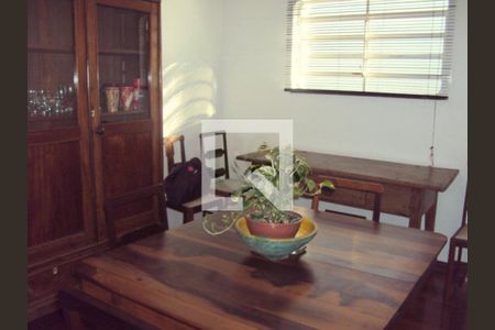 Casa à venda com 3 quartos, 196m² em Chácara Monte Alegre, São Paulo