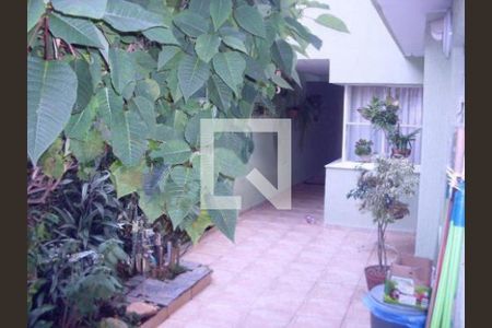 Casa à venda com 3 quartos, 243m² em Vila Monumento, São Paulo