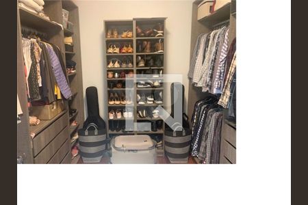 Casa à venda com 3 quartos, 154m² em Vila Cordeiro, São Paulo