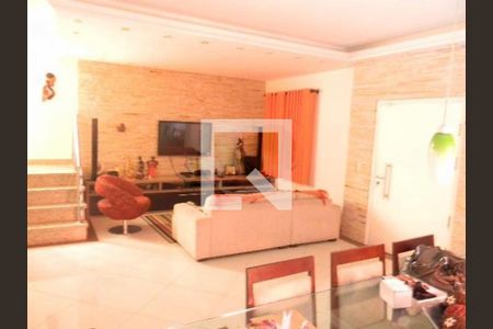 Casa à venda com 3 quartos, 250m² em Cidade Vargas, São Paulo