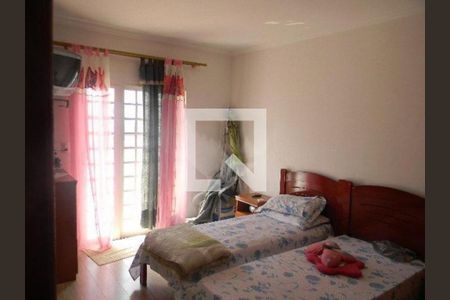 Casa à venda com 3 quartos, 250m² em Cidade Vargas, São Paulo