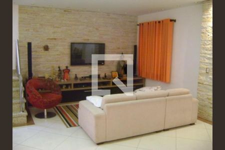 Casa à venda com 3 quartos, 250m² em Cidade Vargas, São Paulo