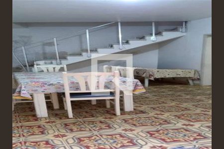 Casa à venda com 4 quartos, 280m² em Penha de França, São Paulo