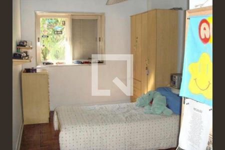 Casa à venda com 3 quartos, 260m² em Jardim Trussardi, São Paulo