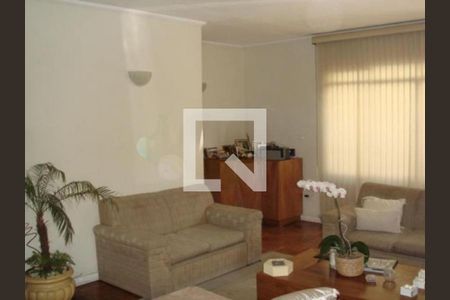 Casa à venda com 3 quartos, 260m² em Jardim Trussardi, São Paulo