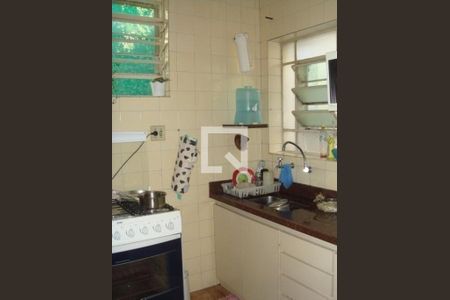 Casa à venda com 3 quartos, 260m² em Jardim Trussardi, São Paulo