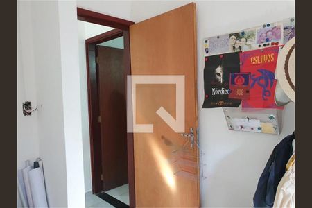 Casa à venda com 3 quartos, 180m² em Chora Menino, São Paulo
