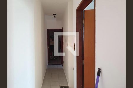 Casa à venda com 3 quartos, 180m² em Chora Menino, São Paulo