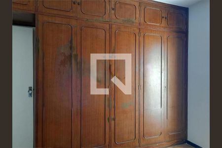 Casa à venda com 3 quartos, 122m² em Vila Sonia, São Paulo