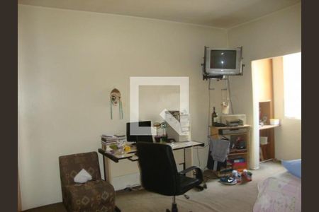 Casa à venda com 3 quartos, 225m² em Vila Monumento, São Paulo