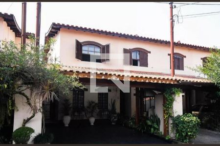 Casa à venda com 3 quartos, 108m² em Vila Pirajussara, São Paulo