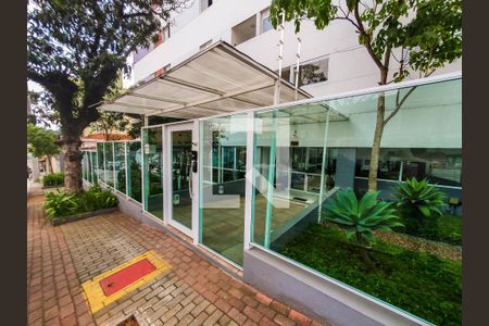 Fachada de apartamento para alugar com 2 quartos, 55m² em Vila Mazzei, São Paulo