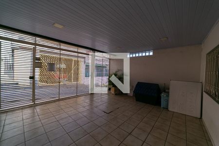 Garagem de casa à venda com 3 quartos, 119m² em Vila Paulistania, São Paulo