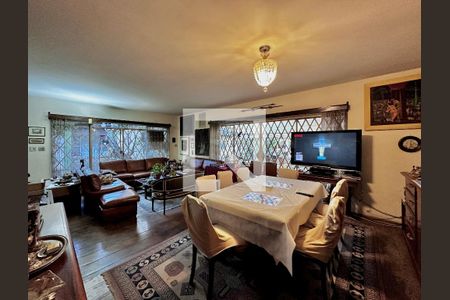 Sala de casa à venda com 6 quartos, 1000m² em Vila Cordeiro, São Paulo