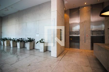 Hall de entrada de kitnet/studio para alugar com 1 quarto, 42m² em Praia de Belas, Porto Alegre