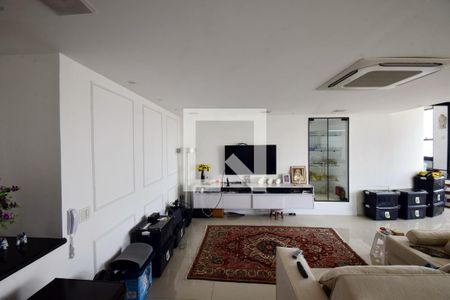 Sala/Cozinha de apartamento à venda com 1 quarto, 140m² em Barra da Tijuca, Rio de Janeiro