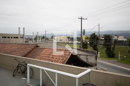 Varanda de casa para alugar com 3 quartos, 450m² em Cidade Ocian, Praia Grande