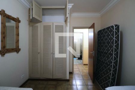 Quarto de apartamento para alugar com 3 quartos, 158m² em Balneario Cidade Atlantica, Guarujá