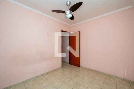 Quarto 2 de casa para alugar com 2 quartos, 120m² em Cidade Ademar, São Paulo