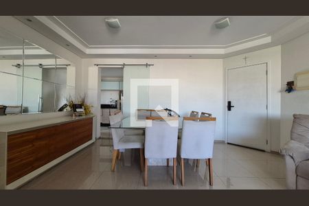 Sala de apartamento à venda com 2 quartos, 75m² em Vila Camilópolis, Santo André