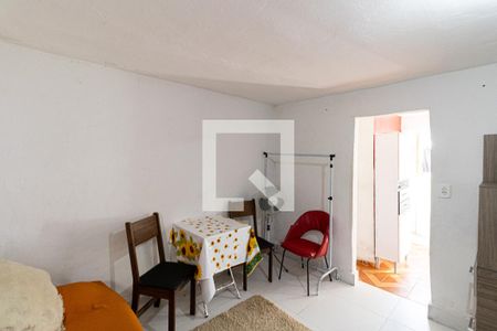 Quarto de casa para alugar com 1 quarto, 40m² em Cidade Antônio Estêvão de Carvalho, São Paulo