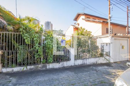 Fachada de casa à venda com 3 quartos, 227m² em Vila Campesina, Osasco