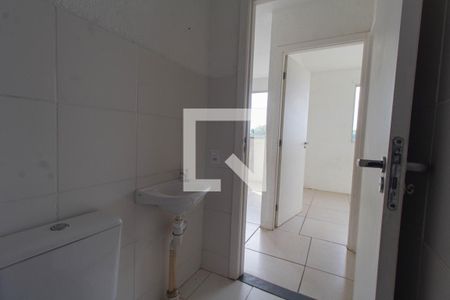 Banheiro de apartamento para alugar com 2 quartos, 45m² em Santos Dumont, São Leopoldo