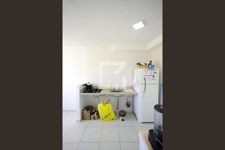 Sala/Cozinha de apartamento à venda com 2 quartos, 32m² em Cambuci, São Paulo