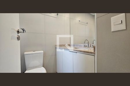 Banheiro de kitnet/studio à venda com 1 quarto, 28m² em Paraíso, São Paulo