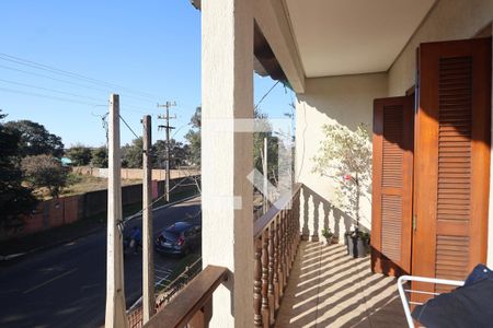 Sacada/Sala de casa à venda com 3 quartos, 248m² em Mathias Velho, Canoas