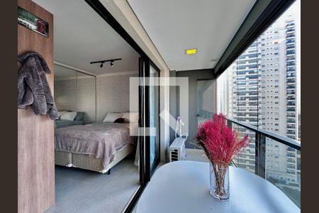 Sacada da Sala de apartamento à venda com 1 quarto, 36m² em Campo Belo, São Paulo