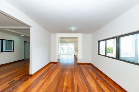 Sala 2 de apartamento para alugar com 4 quartos, 150m² em Santa Lúcia, Belo Horizonte