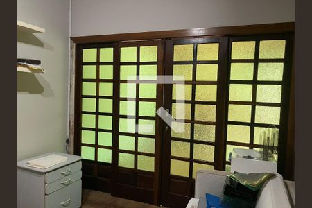 Casa à venda com 3 quartos, 180m² em Jardim Colombo, São Paulo