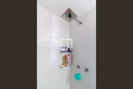 Banheiro de apartamento para alugar com 1 quarto, 25m² em Jardim das Acacias, São Paulo