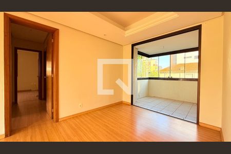 Sala de apartamento à venda com 3 quartos, 103m² em Petrópolis, Porto Alegre