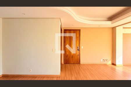 Sala de apartamento à venda com 3 quartos, 103m² em Petrópolis, Porto Alegre