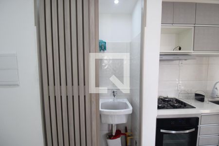Sala/Cozinha de apartamento para alugar com 2 quartos, 52m² em Parada Inglesa, São Paulo